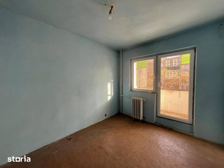 Apartament cu 3 camere decomandat în Decebal