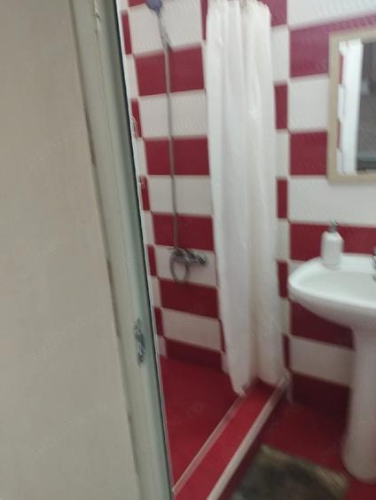 Garsonieră nedecomandată în UTA