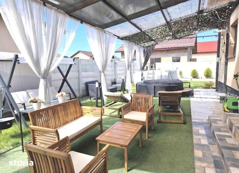 Casă cu 4 camere cu Teren 500 Mp în Central