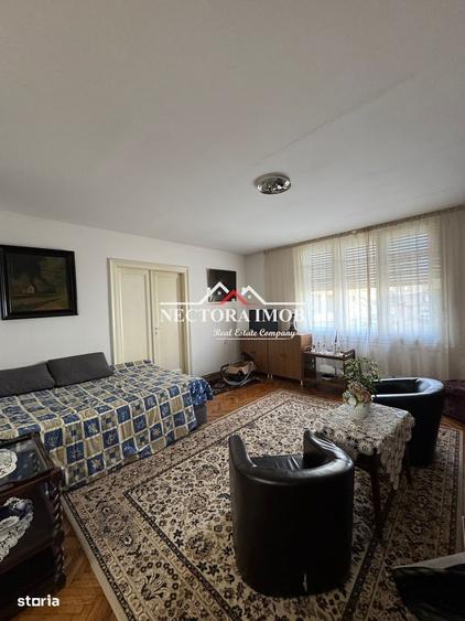 NECTORA IMOB Exclusivitate-Casa Ultracentrala 3 camere,Curte proprie - 4