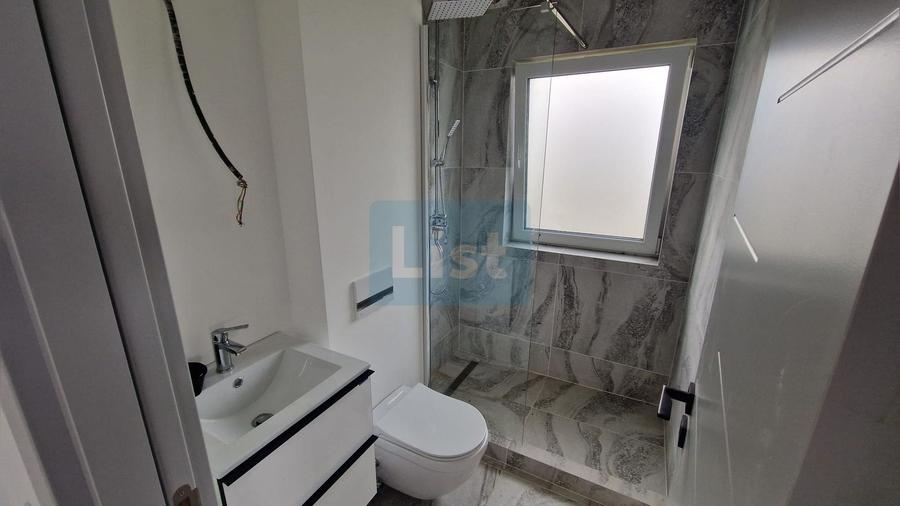 Casă cu 4 camere cu Teren 412 Mp în Săsar
