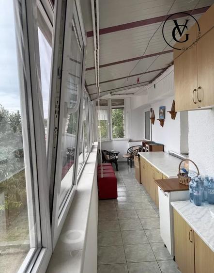 Apartament cu 4 camere decomandat în Inel II