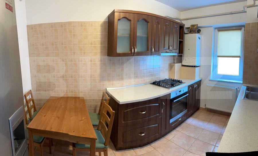 Apartament 3 camere, decomandat, zona Zamca - 8