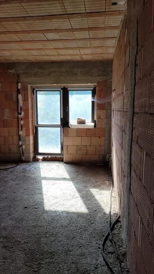 Casa la Ro?u de Vanzare Garleni de Sus (Bacau) | Ideal Pensiune sau Reziden?ial - 6