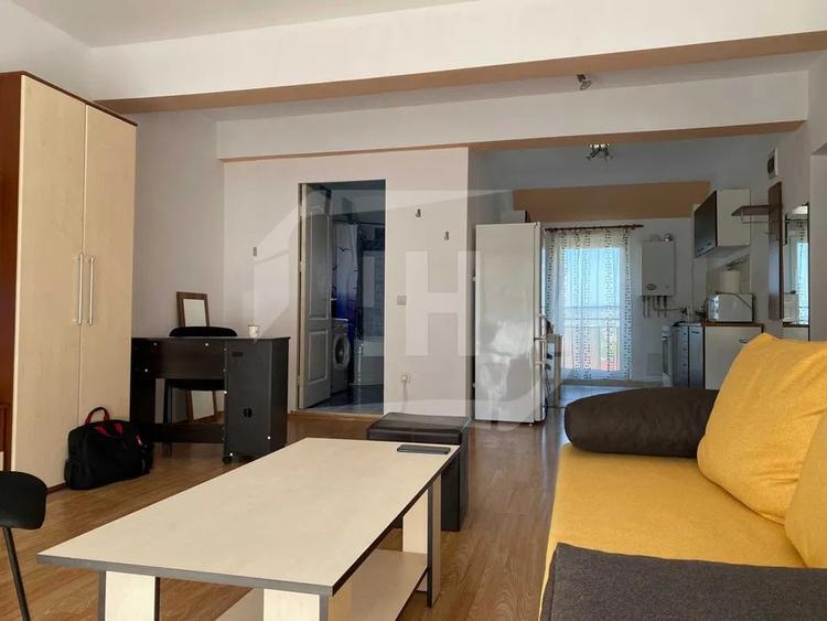Apartament cu 2 camere semidecomandat, mobilat în Mănăștur