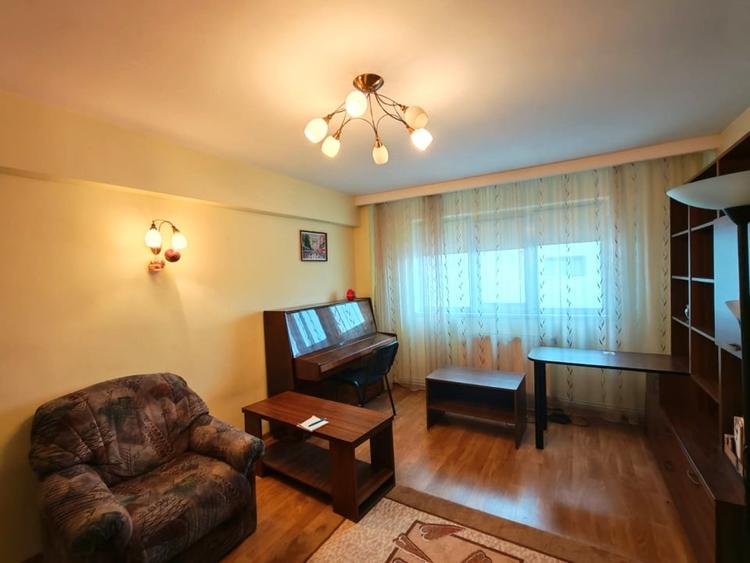 Apartament cu 4 camere decomandat, mobilat în Bistrița Lac