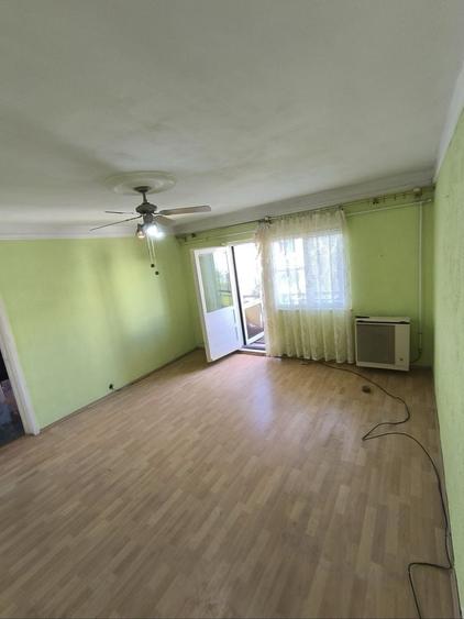 Apartament cu 2 camere nedecomandat în Central