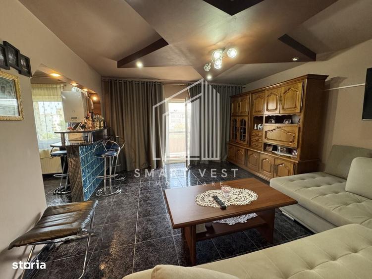 Apartament cu 4 camere decomandat în Micro 16