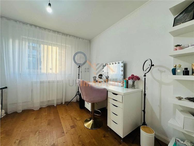 Apartament cu 4 camere în Nufărul