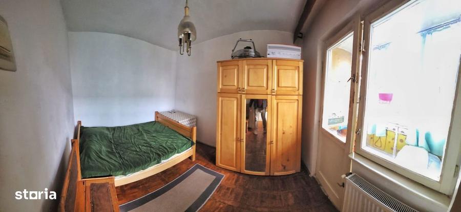 Apartament cu 2 camere nedecomandat, mobilat în Girocului