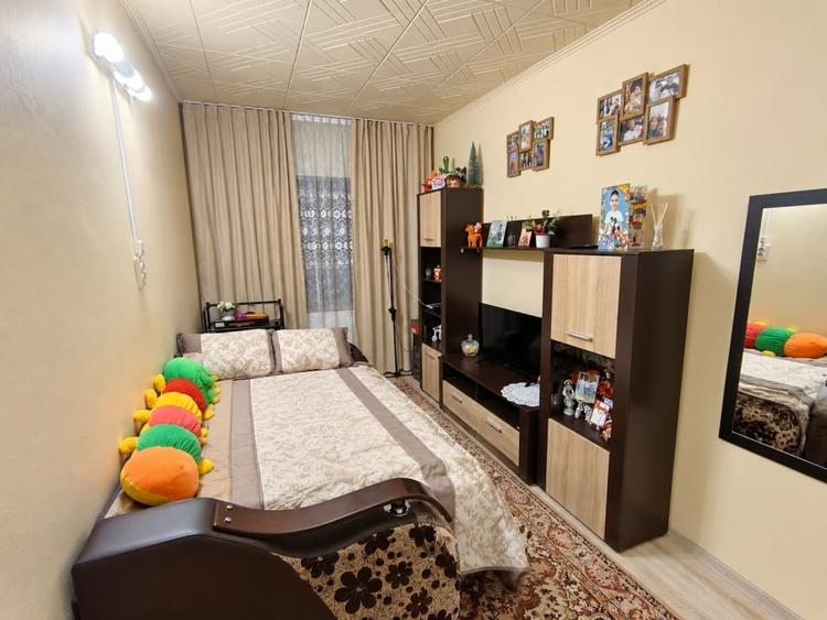 Apartament cu 3 camere decomandat, mobilat în Orașul Vechi