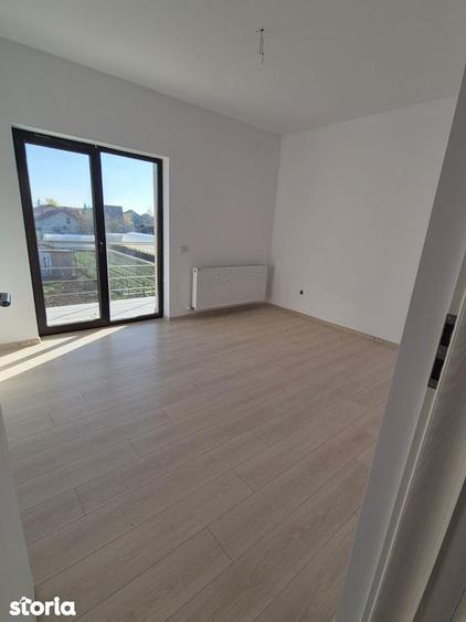 Casă cu 4 camere cu Teren 1120 Mp în Cornetu