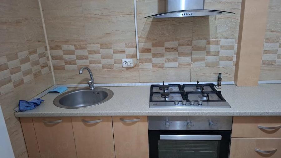 Apartament cu 2 camere decomandat în Drumul Găzarului
