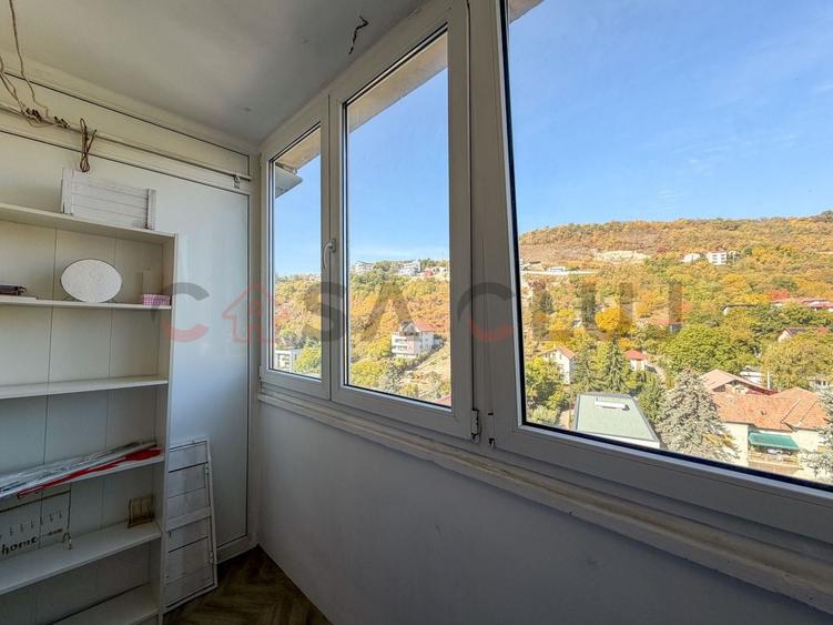 Apartament cu 3 camere semidecomandat, mobilat în Grigorescu