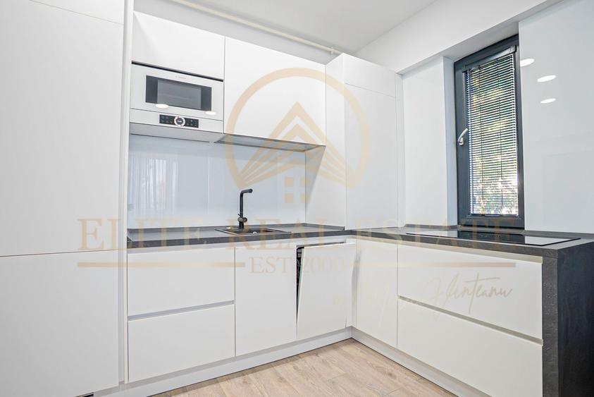 Apartament cu 3 camere decomandat, mobilat în Central