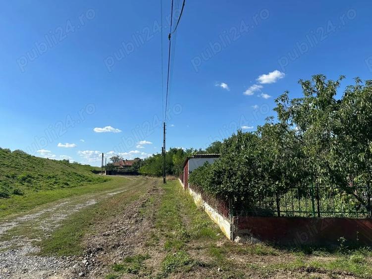 Casă cu 2 camere în Ant