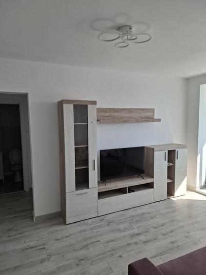Apartament semidecomandat în Central