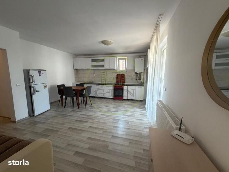 Apartament 3 Camere | Decomandat | Centrul Istoric | Curte Privata | - 2