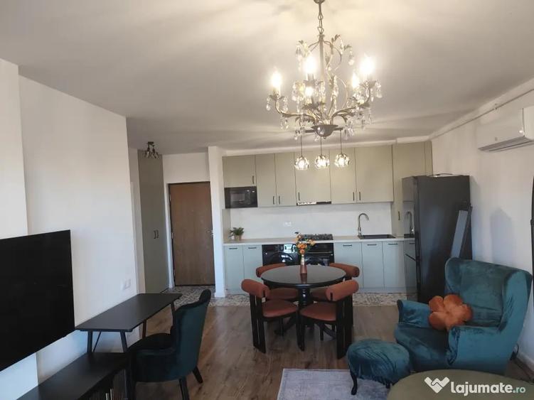 Apartament cu 2 camere semidecomandat în Florești