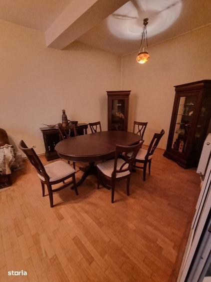 Casă cu 4 camere în Ultracentral