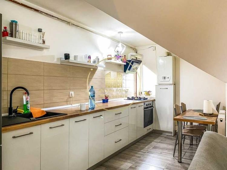 Apartament cu 2 camere semidecomandat, mobilat în Florești