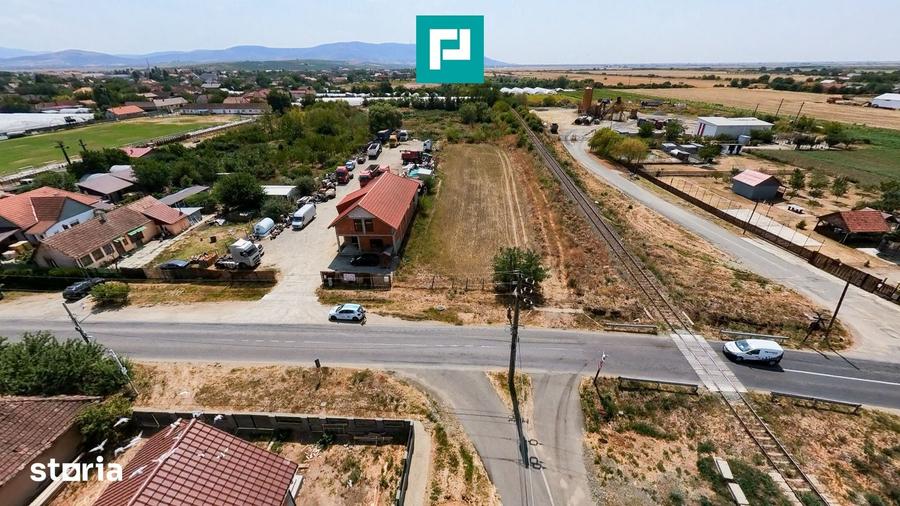 Teren de 2700 mp, în Central