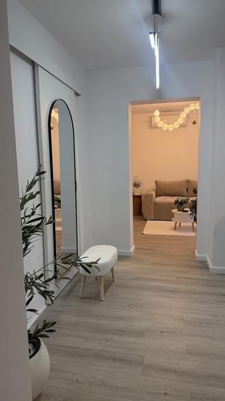 Apartament cu 4 camere semidecomandat în Ștefan cel Mare