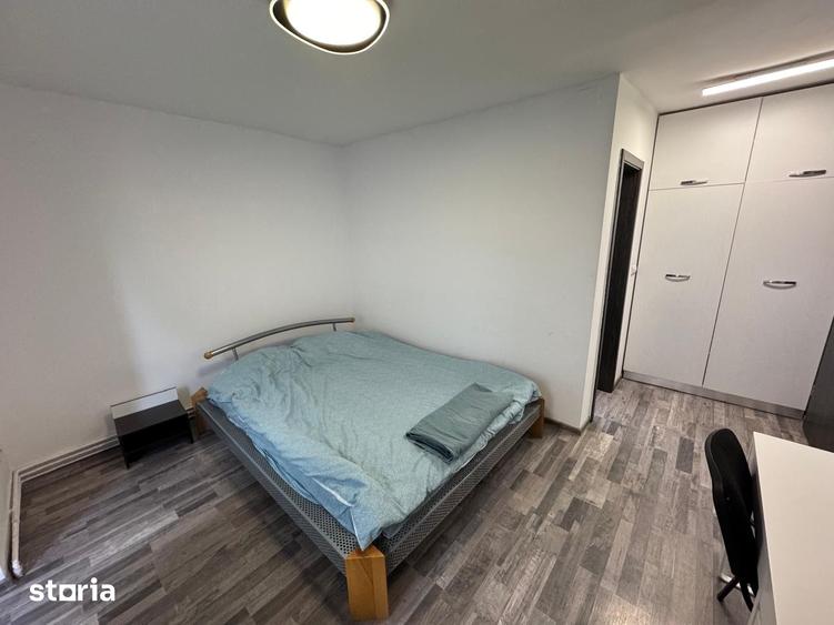 Apartament cu 4 camere decomandat în Complex Studențesc