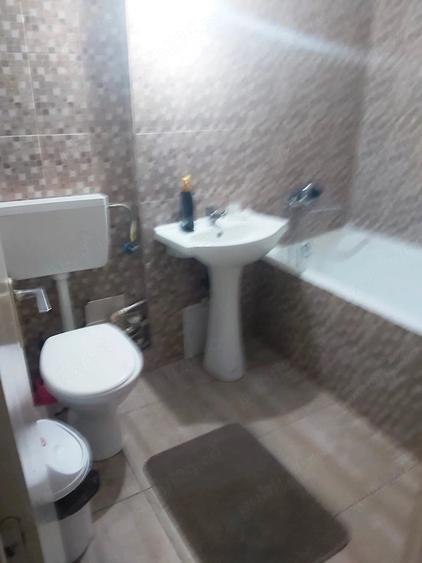 Garsonieră semidecomandată în Broșteni