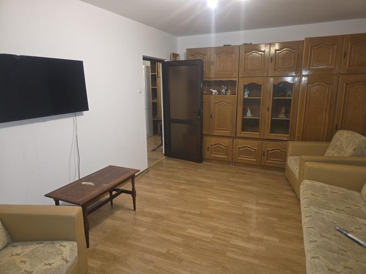 Apartament cu 2 camere în Unirea