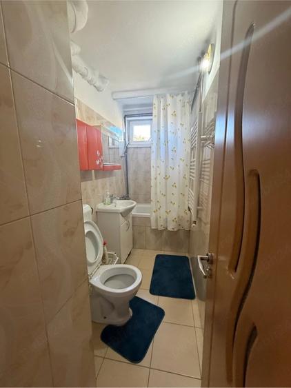 Apartament cu 2 camere decomandat în Complex Studențesc