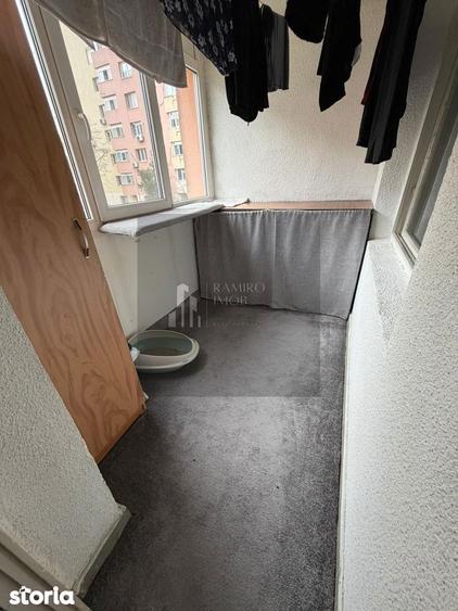 Apartament cu 4 camere în Rahova