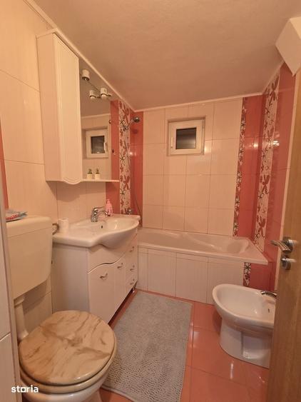 Apartament cu 2 camere decomandat în Obcini
