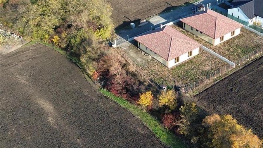 Casă individuală cu 4 camere cu Teren 750 Mp în Sângeorgiu de Mureș