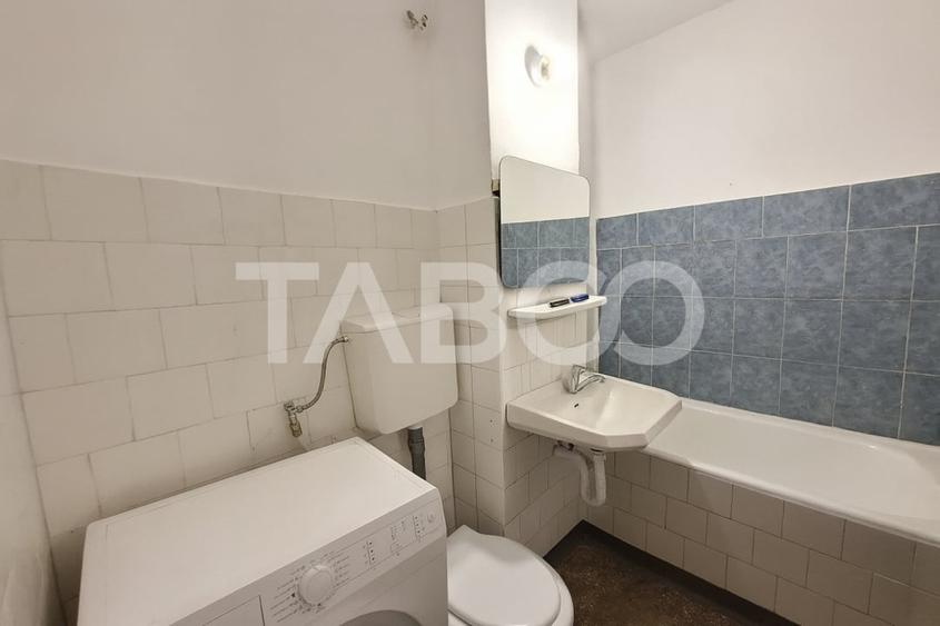 Apartament cu 3 camere decomandat, mobilat în Cisnădie