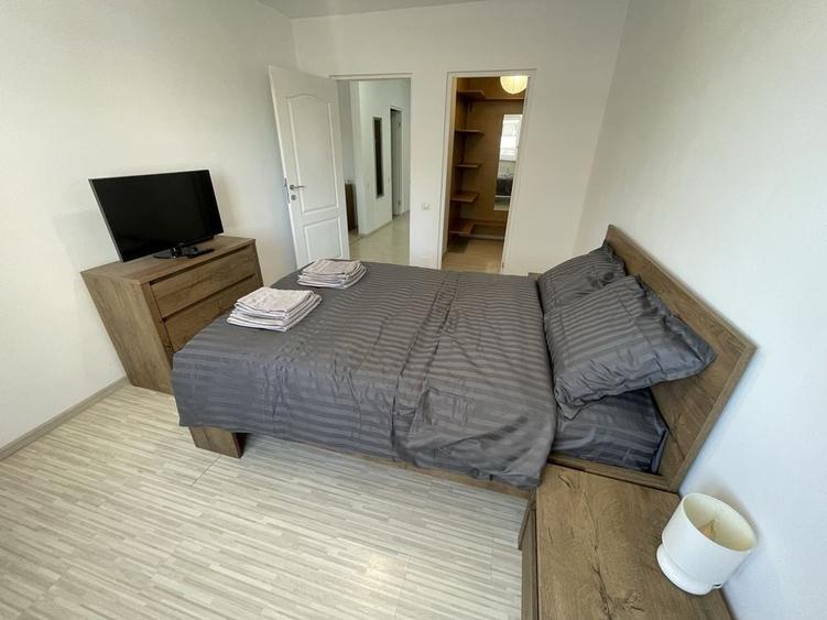 Apartament cu 2 camere semidecomandat în Florești