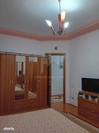 Apartament cu 3 camere decomandat în 13 Septembrie
