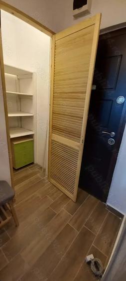 Apartament cu 2 camere semidecomandat în P-ța Victoriei