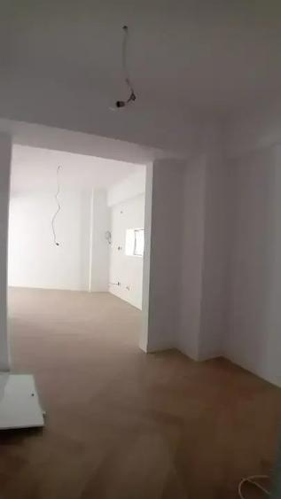 Apartament cu 2 camere semidecomandat în Unirii