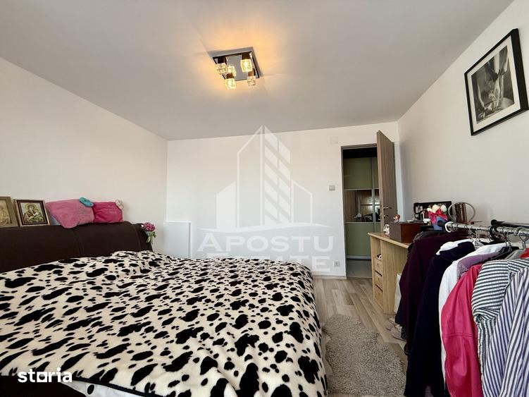 Apartament cu 3 camere decomandat în Lunei