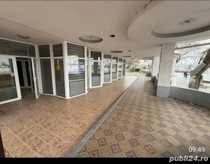 Spațiu comercial, de 450 mp, în Central