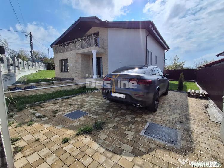 Casă cu 6 camere cu Teren 500 Mp în Valea Adâncă