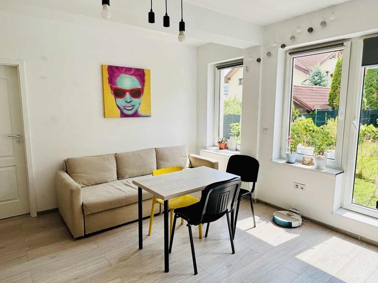 Apartament cu 2 camere semidecomandat în Exterior Vest