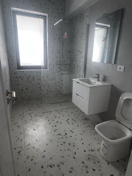 Apartament cu 2 camere semidecomandat în Ostroveni