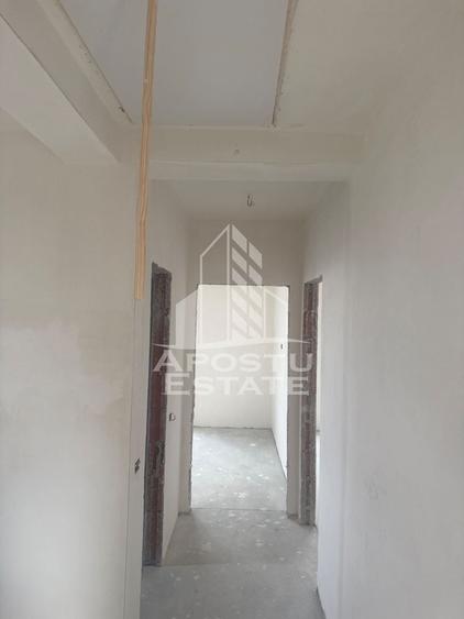 Duplex cu 5 camere cu Canalizare în Ghiroda