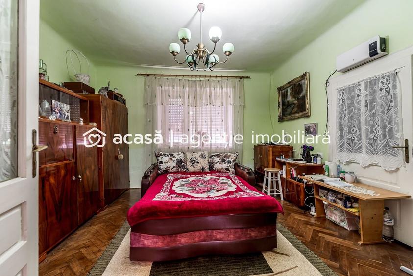 Casă individuală cu 3 camere cu Canalizare în Central