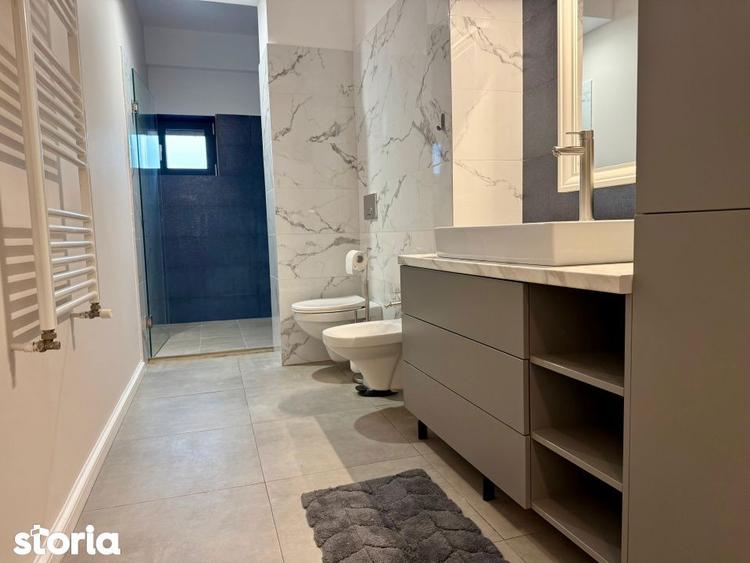 Apartament cu 3 camere în Faleza Nord