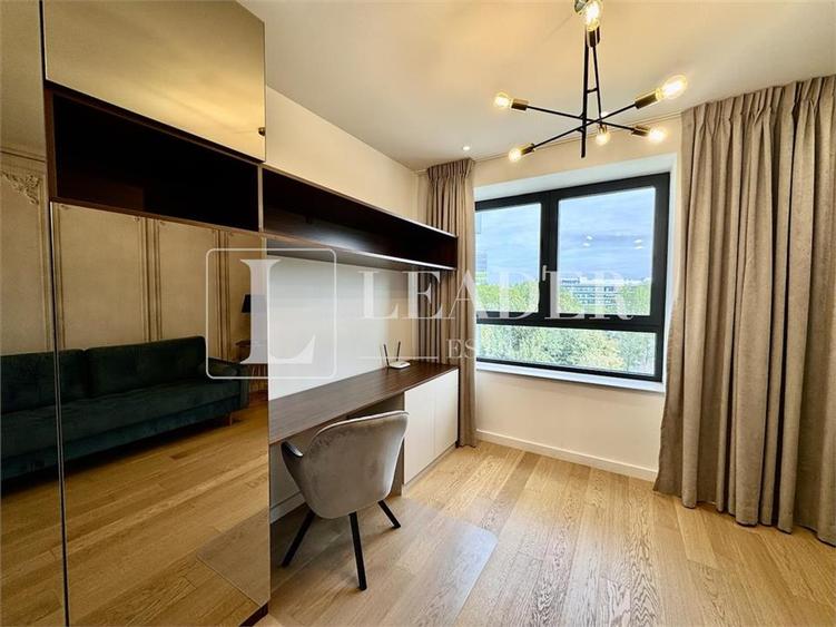 Apartament cu 3 camere decomandat, mobilat în Barbu Văcărescu