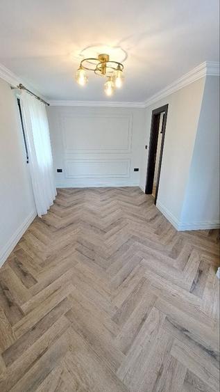 Casă individuală cu 5 camere cu Canalizare în Central