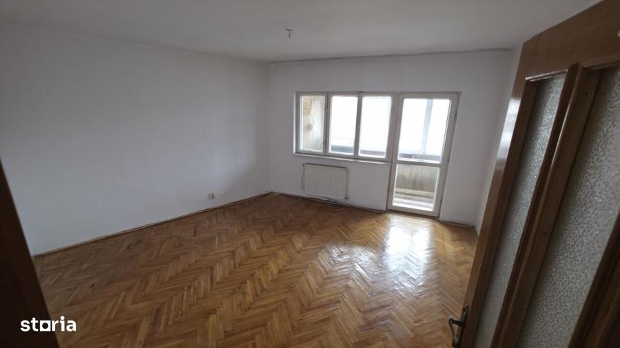 Apartament cu 2 camere în Petros